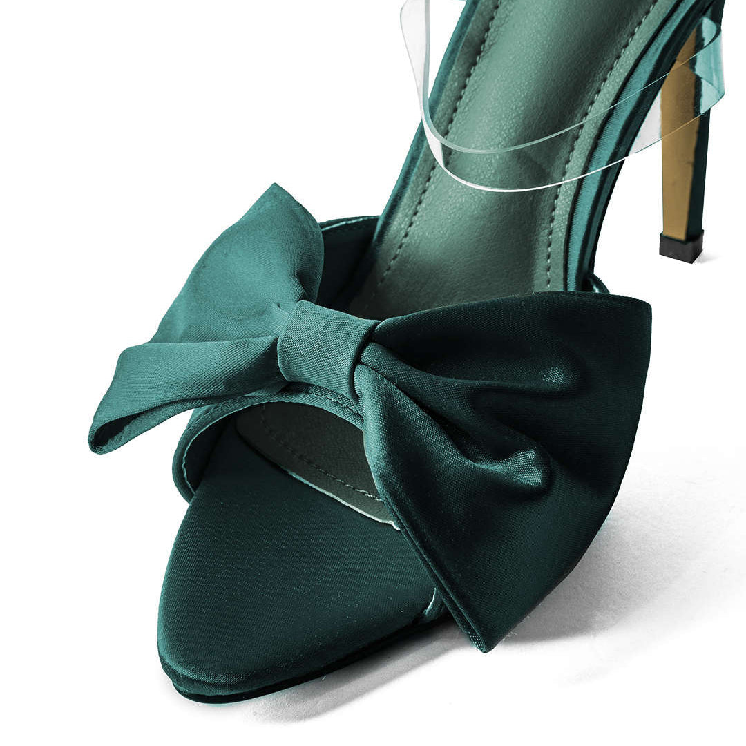 Slingback décolleté con tacco alto e fiocco