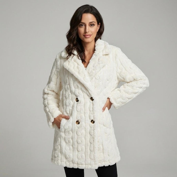 Cappotto lungo in maglia morbida a taglio dritto