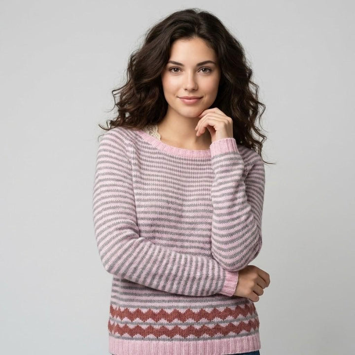 Maglione morbido a righe con vestibilità ampia per un comfort quotidiano