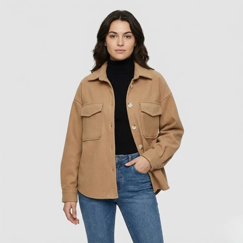 Giacca a camicia monocolore in stile urbano moderno