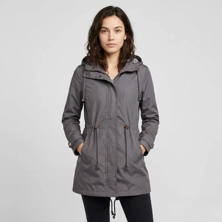 Parka lunga in cotone tecnico con cappuccio e taglio aderente