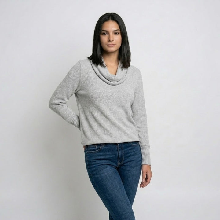 Maglione fluido in misto viscosa ed elastan con scollatura arricciata