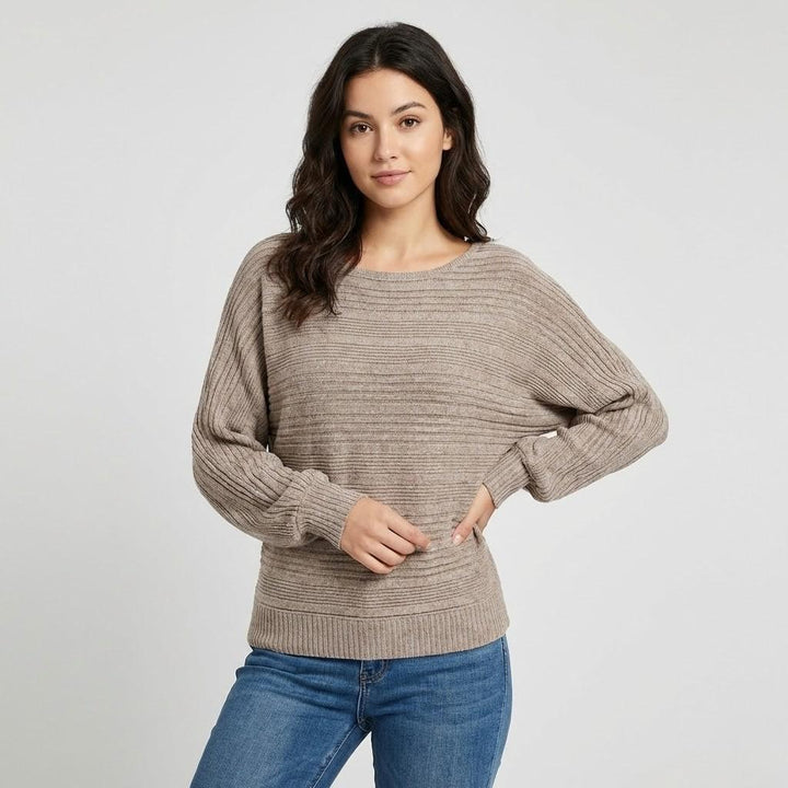 Maglione morbido a coste con scollatura ampia