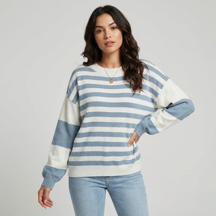 Maglione in misto cotone con taglio loose e strisce moderne