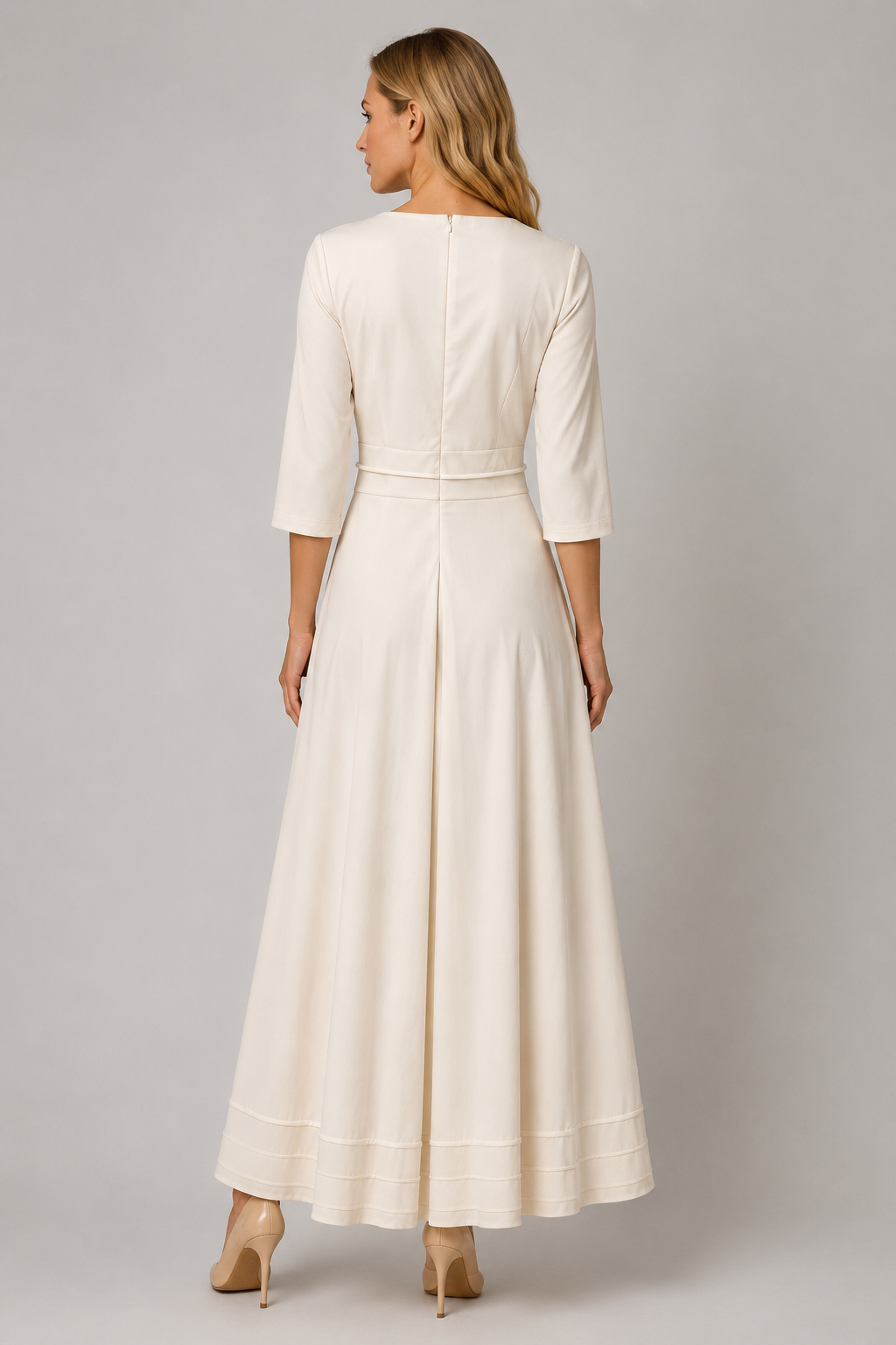 Estera | Vestito midi con scollo a V e vita accentuata