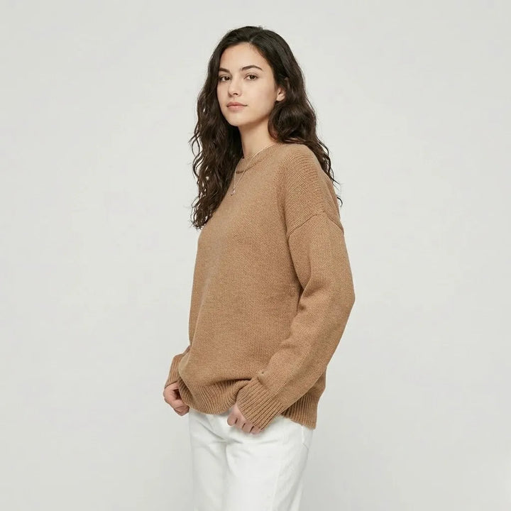 Maglione morbido a maglia con taglio loose dallo stile senza tempo