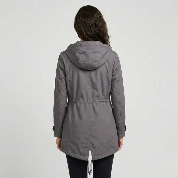 Parka lunga in cotone tecnico con cappuccio e taglio aderente