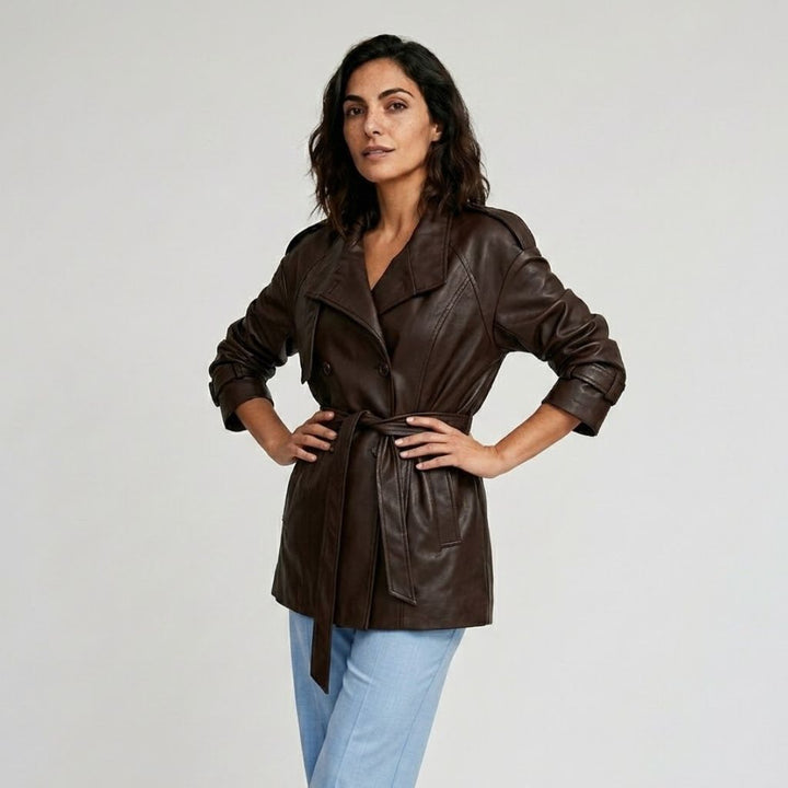 Cappotto strutturato con cintura regolabile