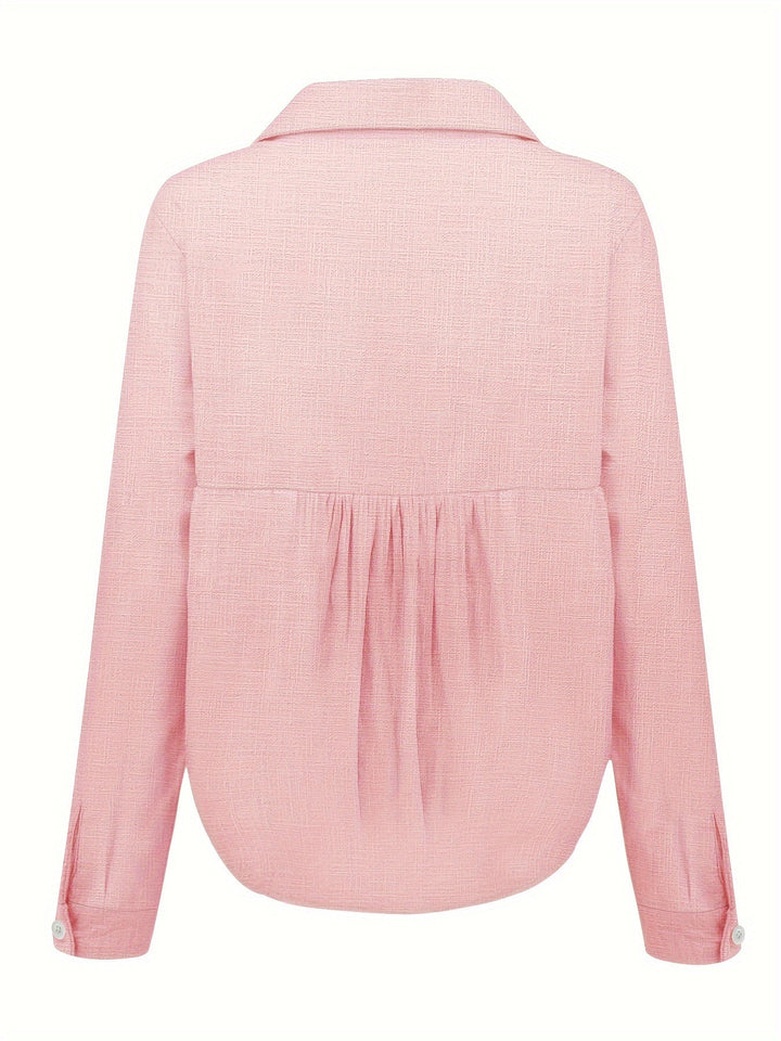 Camicia semplice ed elegante con maniche lunghe