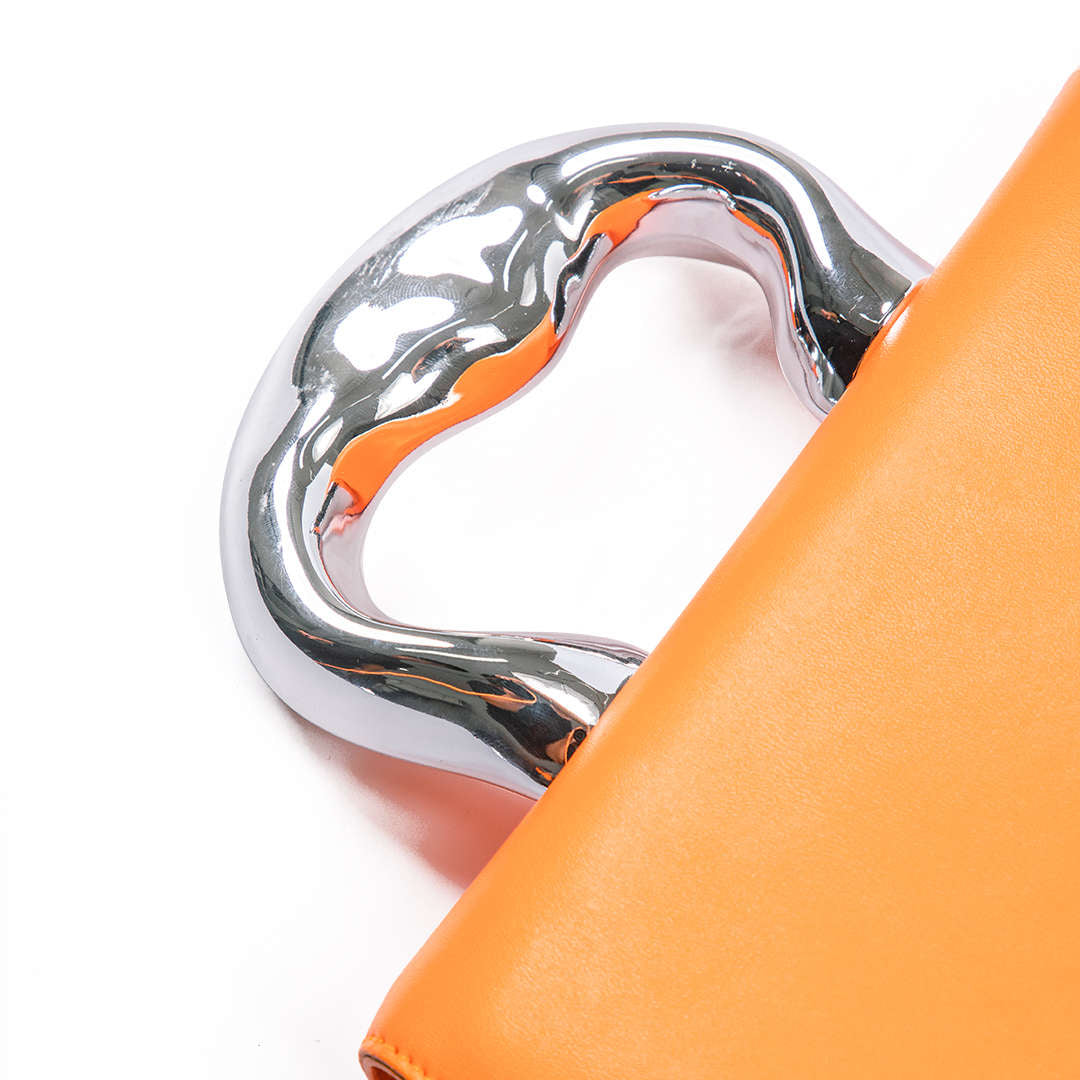 Mini borsa con manico lucido
