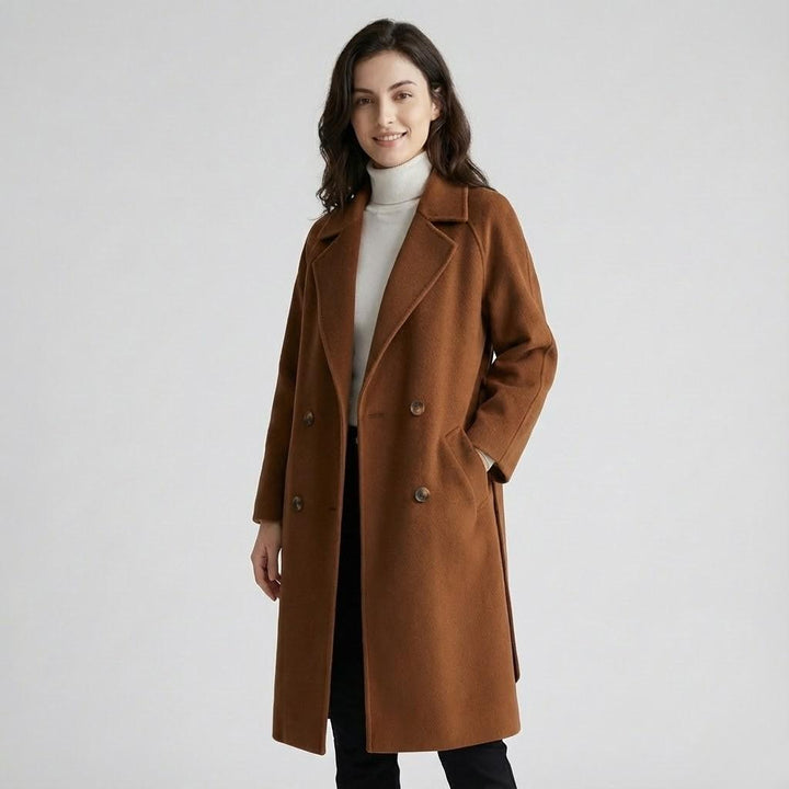 Cappotto lungo strutturato in misto lana con taglio morbido