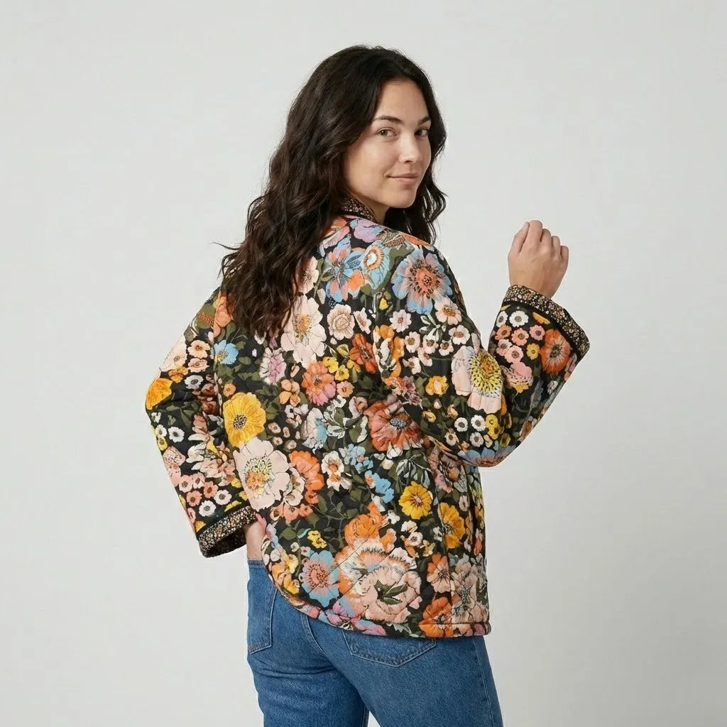 Giacca trapuntata con taglio loose e motivo floreale