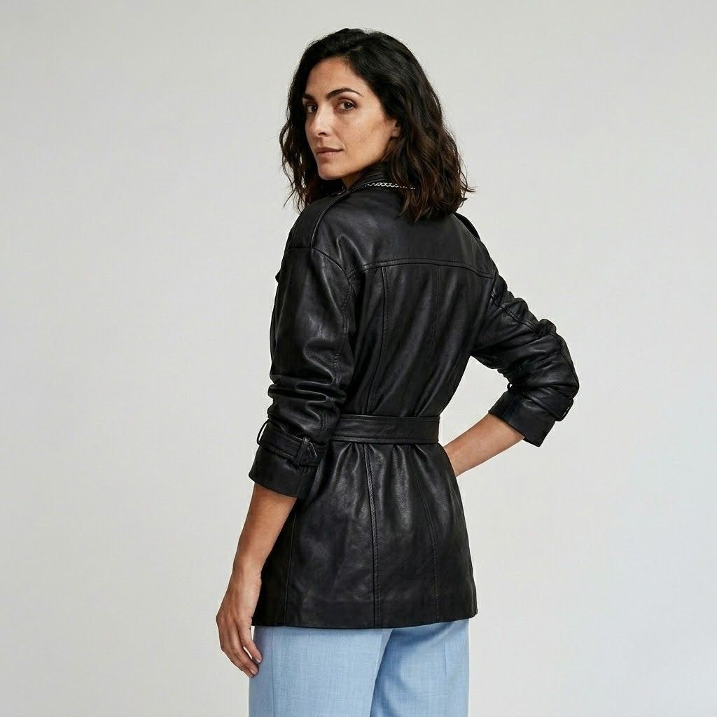 Cappotto strutturato con cintura regolabile