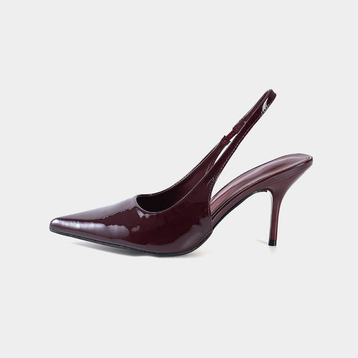Décolleté in pelle con punta appuntita