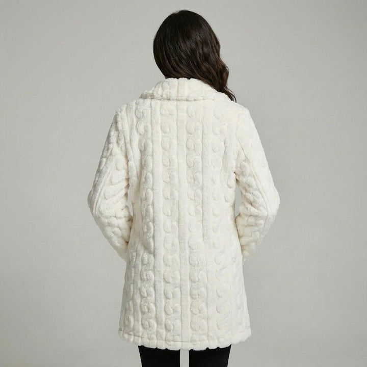 Cappotto lungo in maglia morbida a taglio dritto