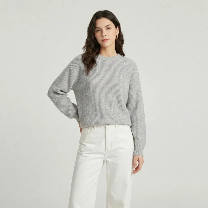 Maglione minimalista morbido in maglia