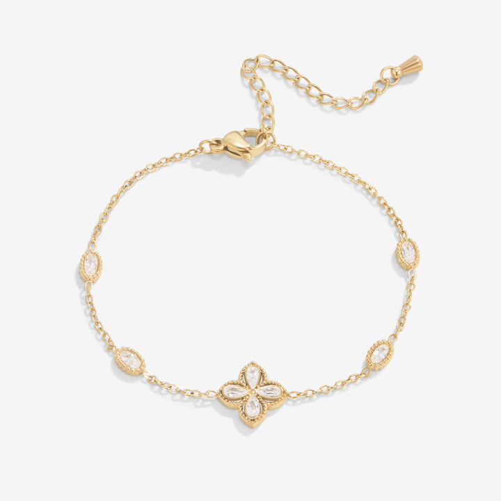 Bracciale con quadrifoglio e dettagli lucidi