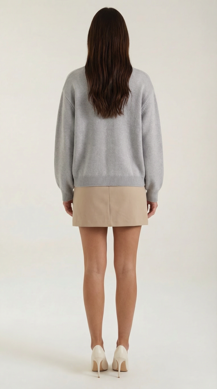 Cardigan lavorato a maglia con chiusura a bottoni classica