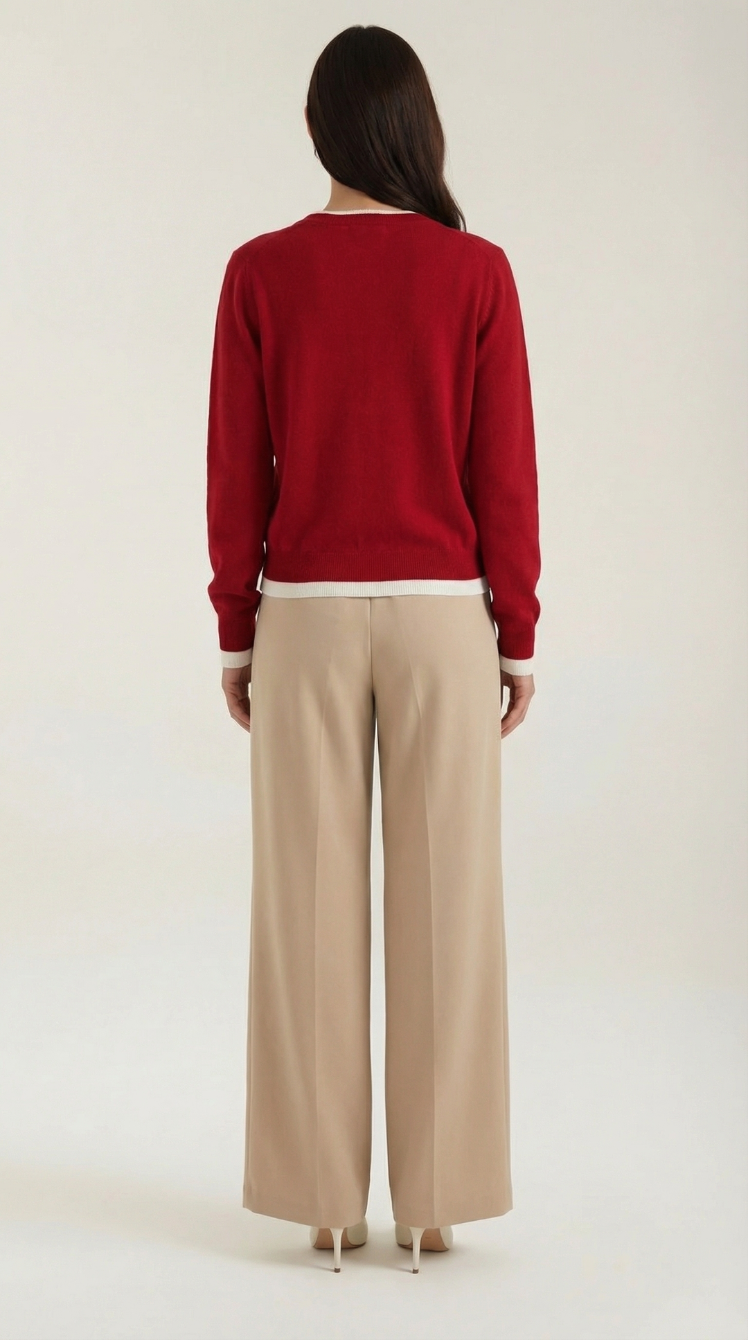 Cardigan lungo lavorato a maglia con maniche ampie e silhouette allungata