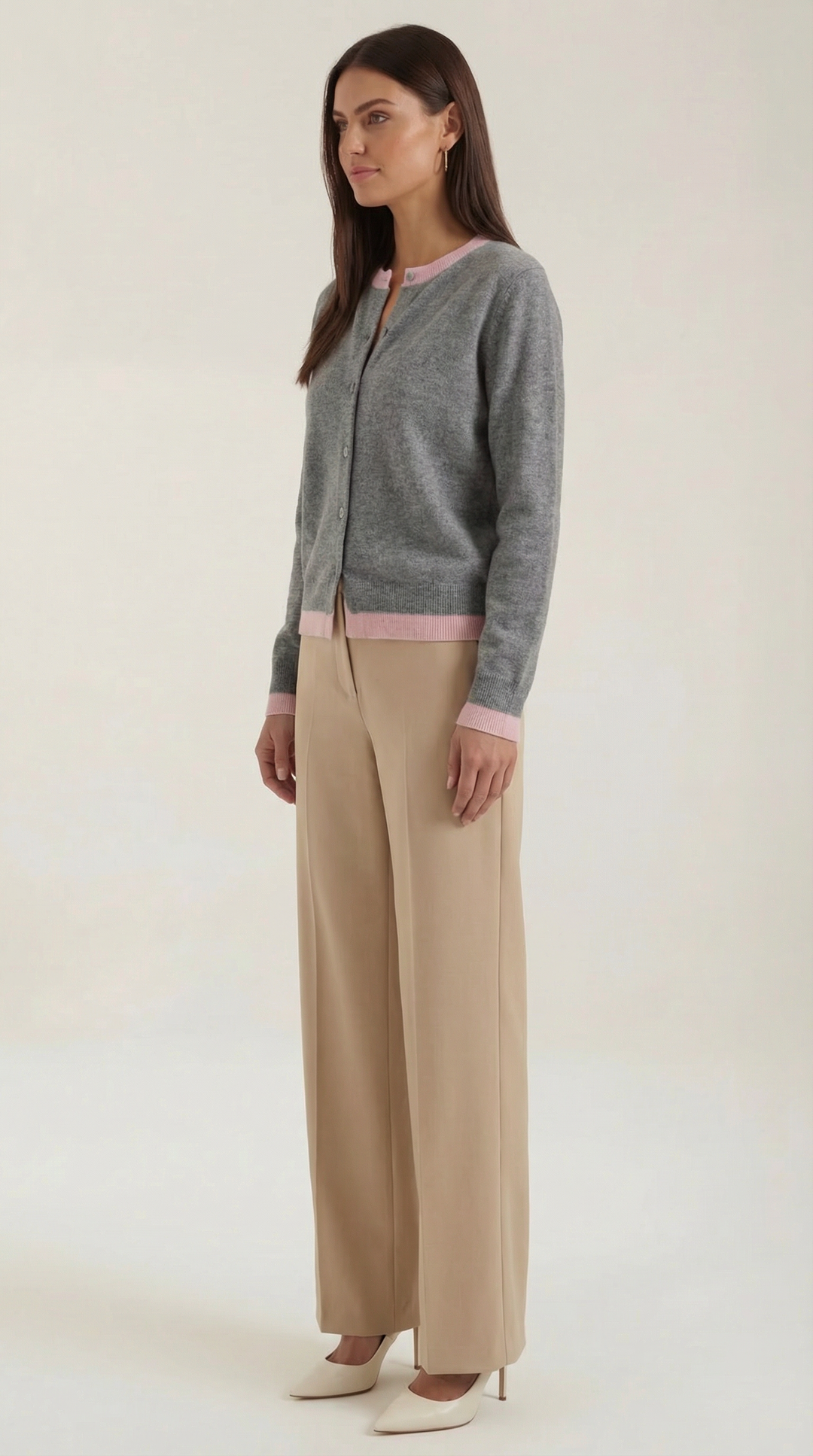 Cardigan lungo lavorato a maglia con maniche ampie e silhouette allungata