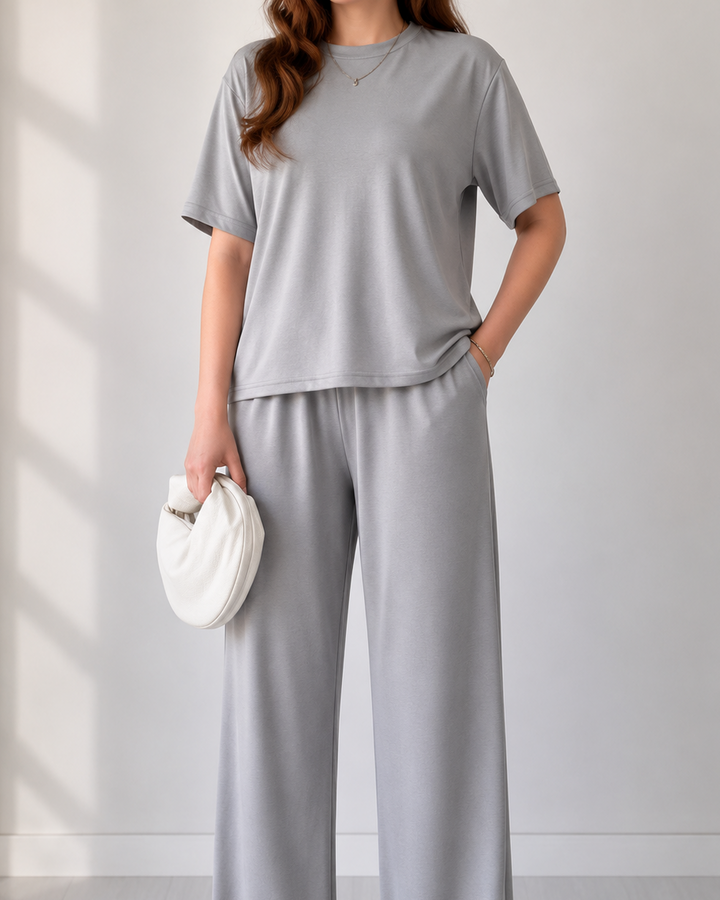 Liana | Completo comodo con t-shirt e pantaloni larghi