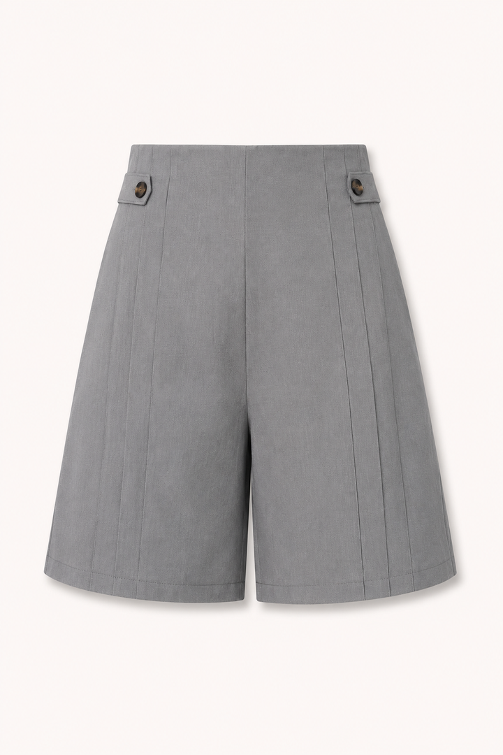 Pantaloni corti con vita alta e bottoni laterali
