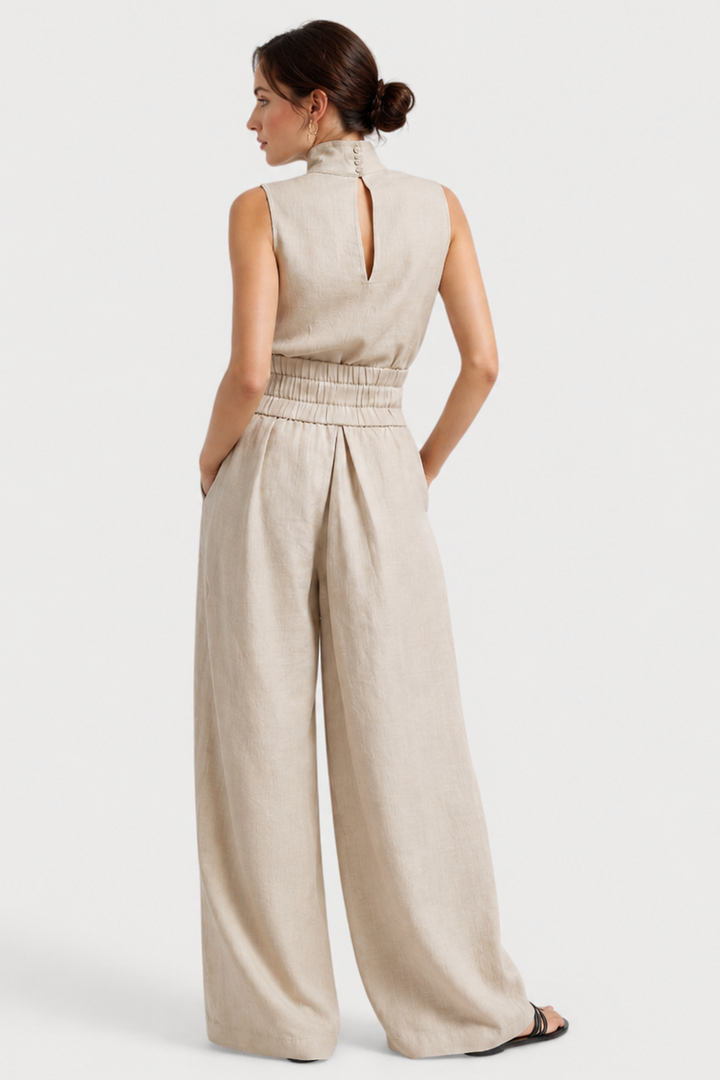 Ľuba | Completo casual con top senza maniche e pantaloni larghi