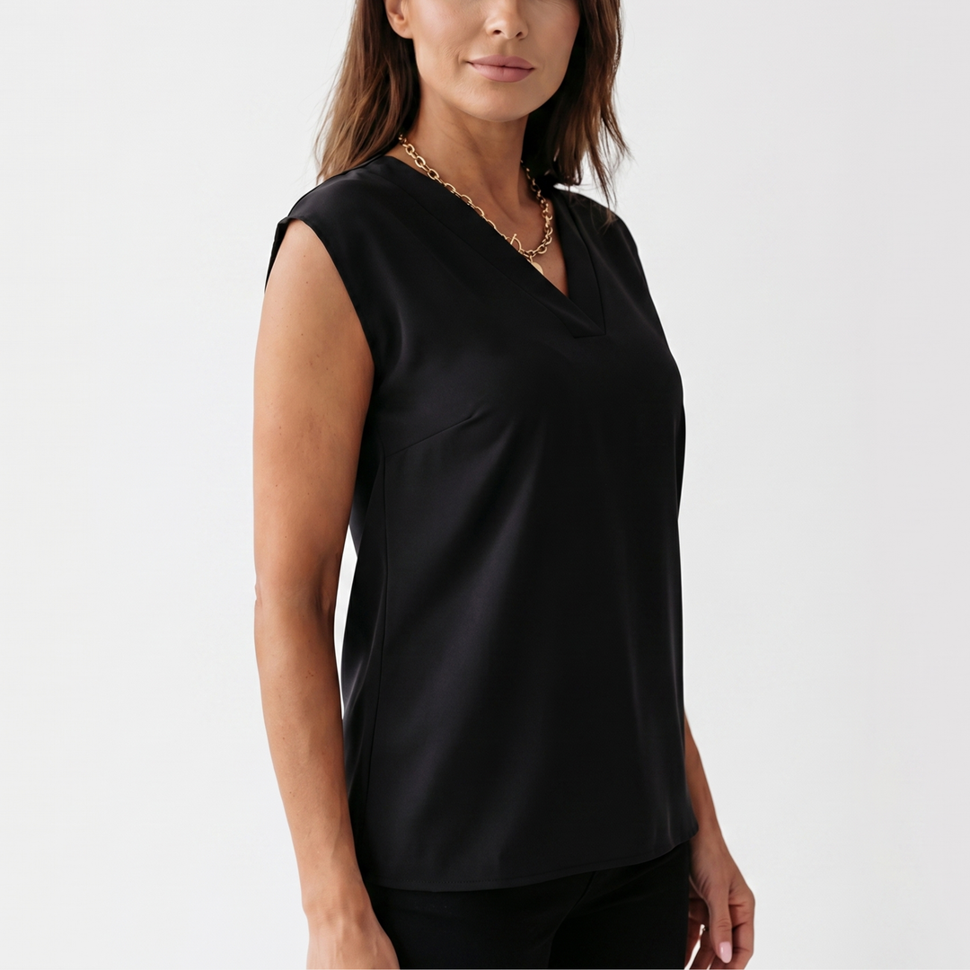 Blusa in crepe con scollatura a V e maniche corte