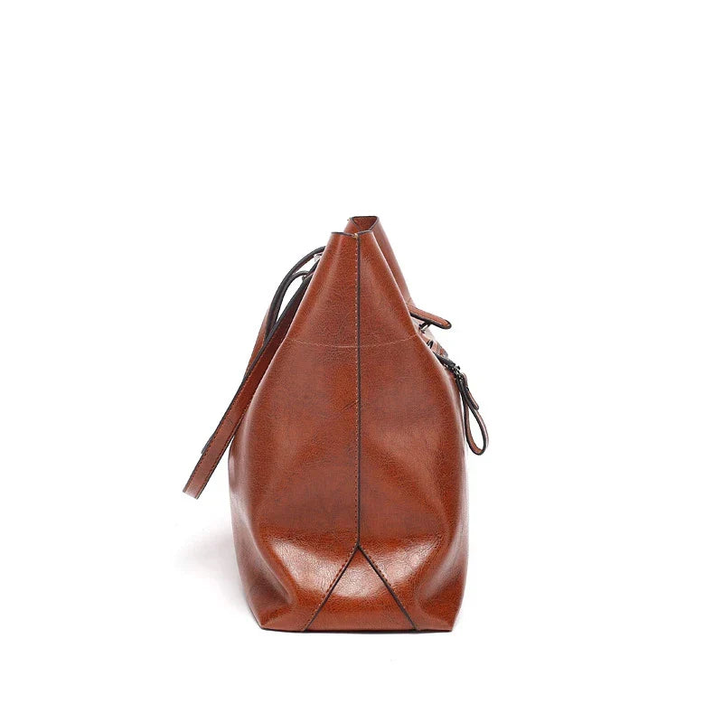 Borsa tote classica con un aspetto liscio
