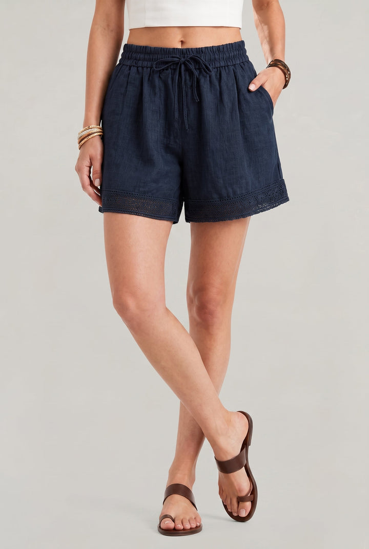 Shorts da donna con bordo in pizzo e cordoncino