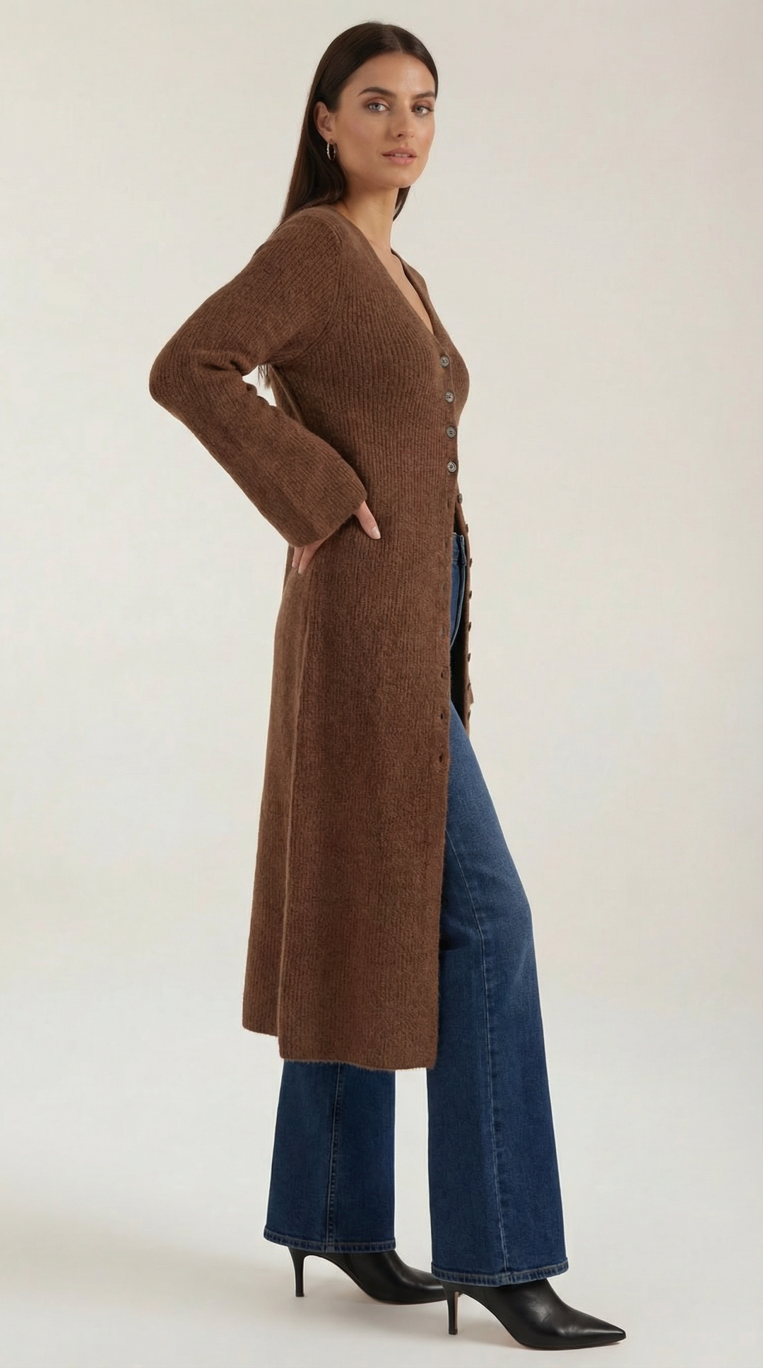 Cardigan lungo a coste con scollatura a V