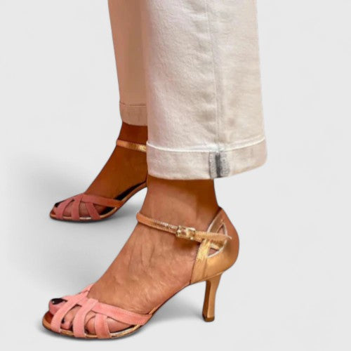 Eleganti décolleté con comodo supporto