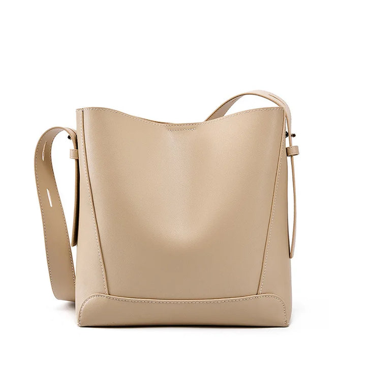 Borsa tote di lusso con un aspetto liscio