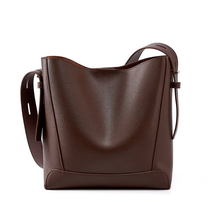 Borsa tote di lusso con un aspetto liscio