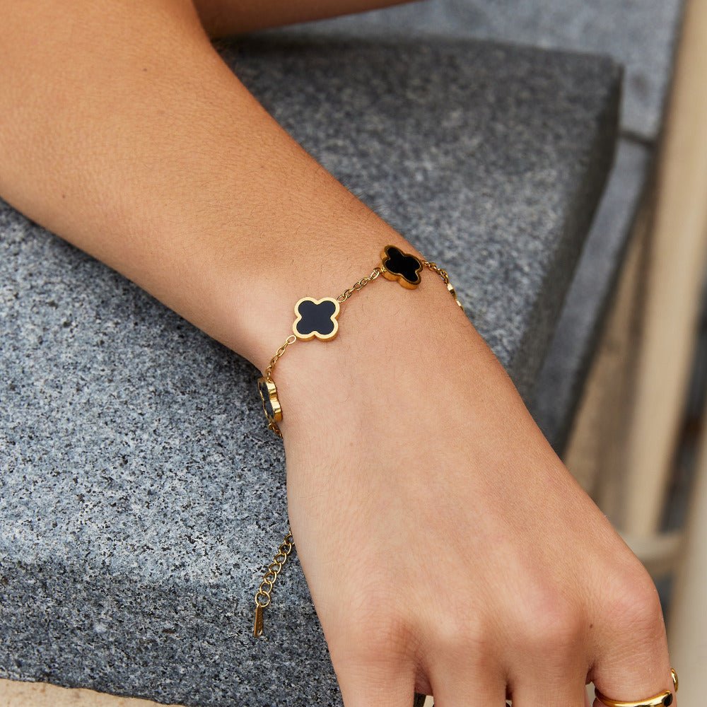 Bracciale con trifoglio nero