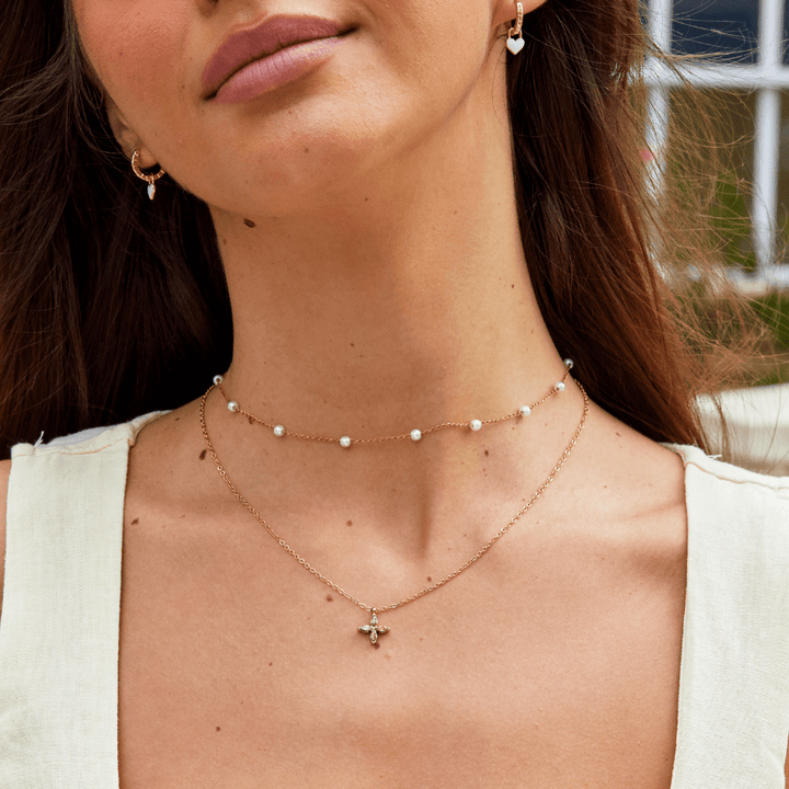 Collana Elowyn con petali lucidi