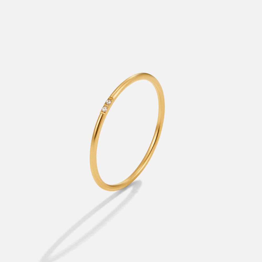 Anello Eula con dettagli dorati e lucidi