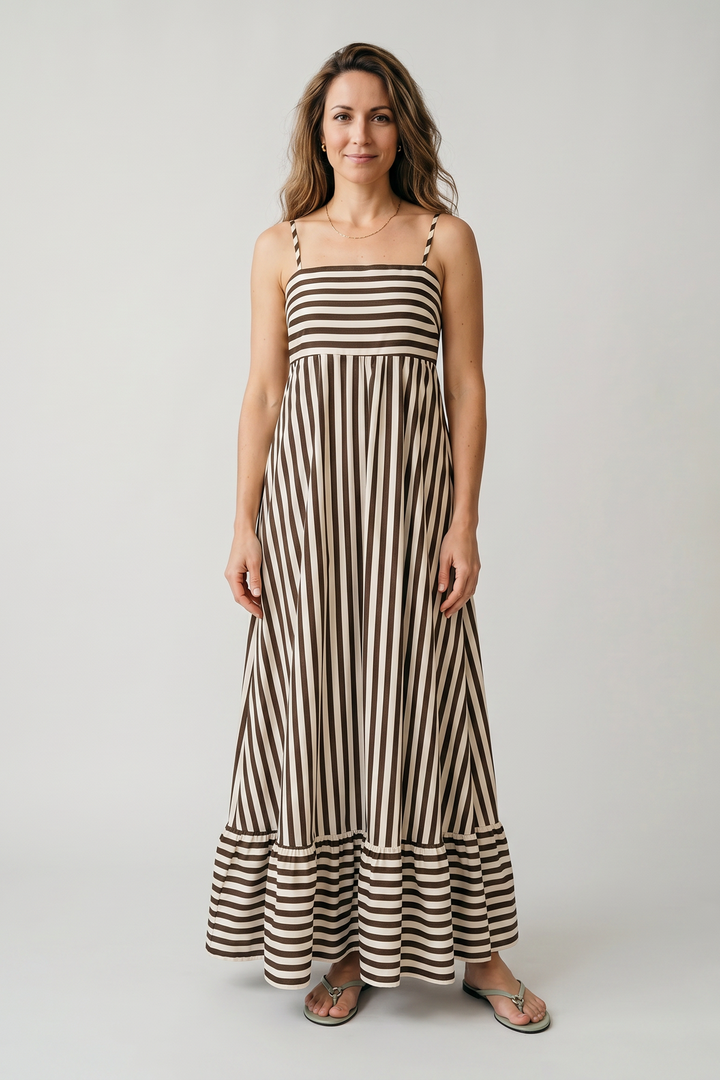 Dana | Abito maxi minimalista con scollo dritto