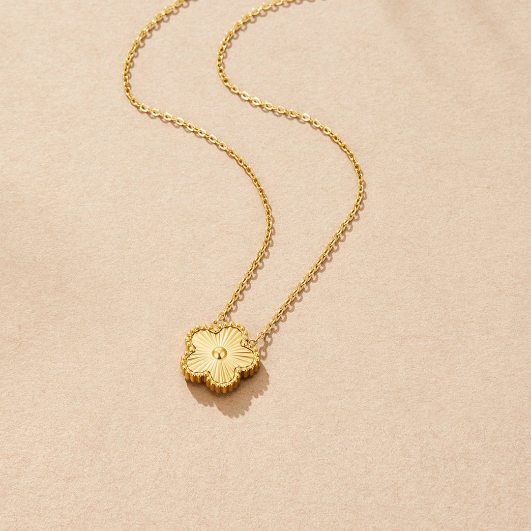 Collana d&