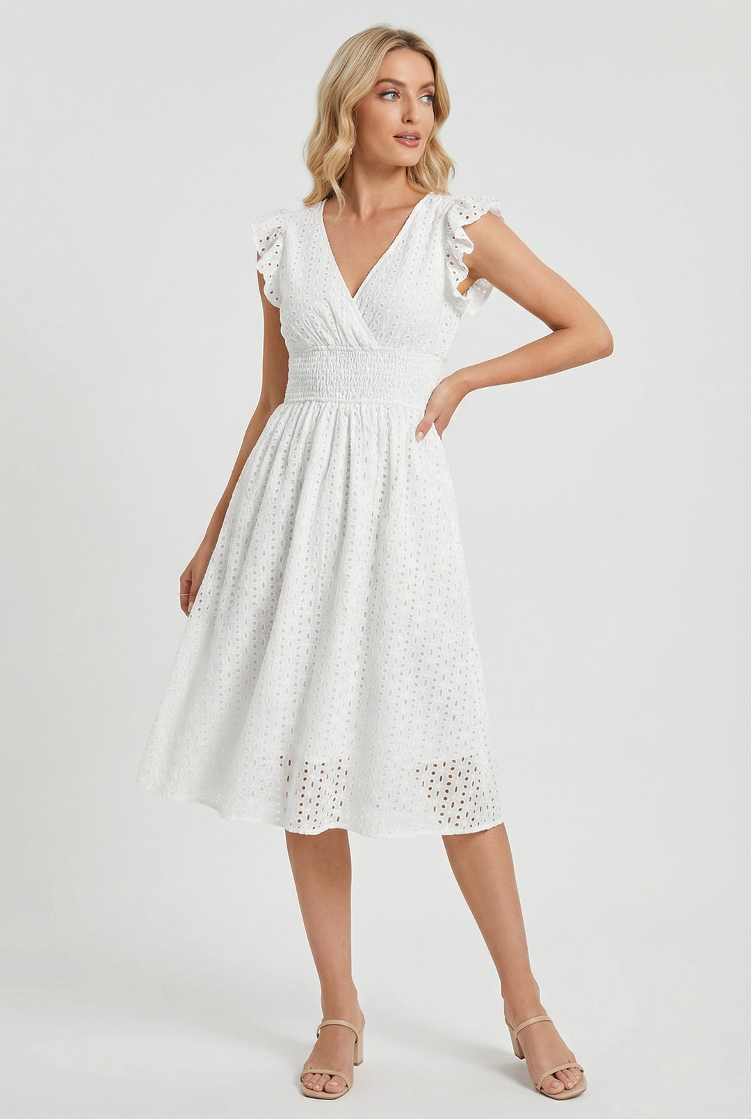 Natália | Abito midi con ricamo in stile Madeira e cintura arricciata