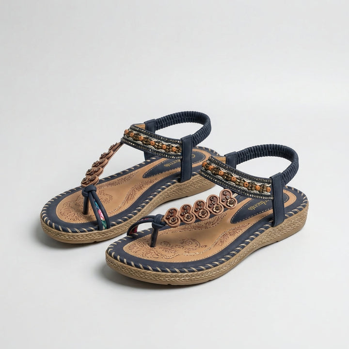 Sandali boho con cinturini decorativi
