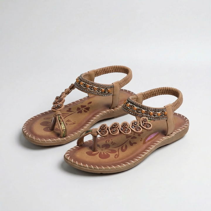 Sandali boho con cinturini decorativi