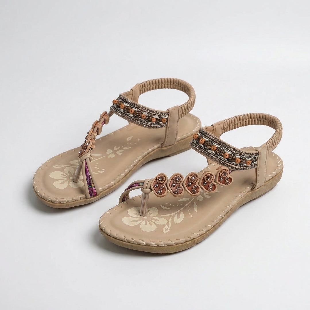 Sandali boho con cinturini decorativi