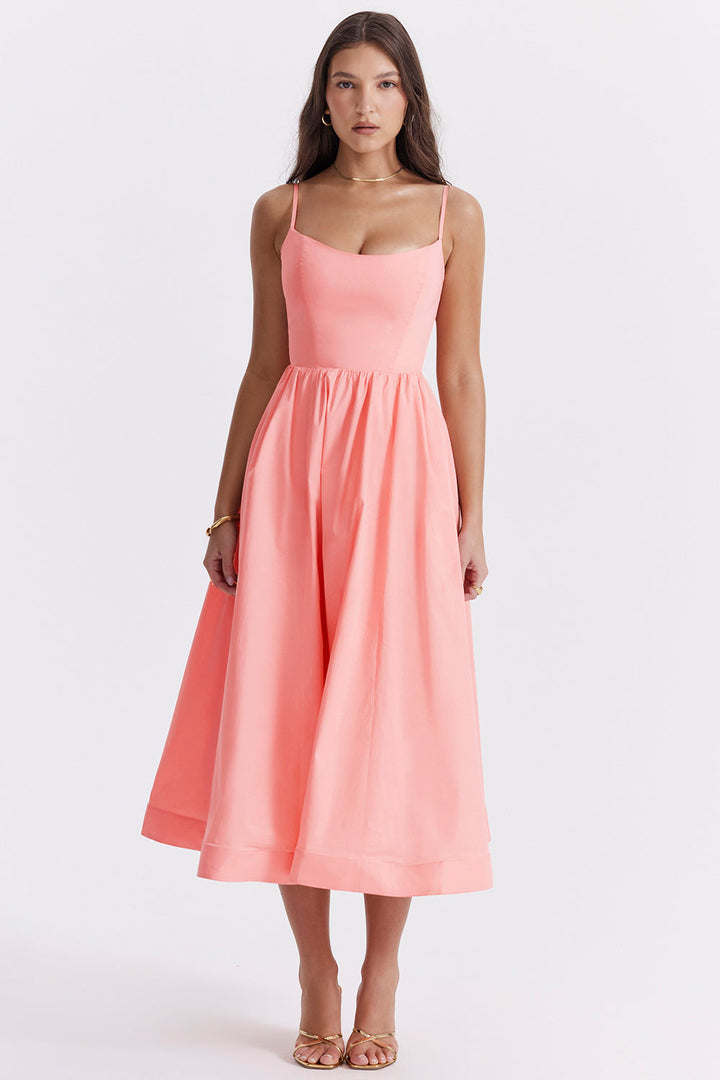Naďa | Abito elegante con taglio morbido