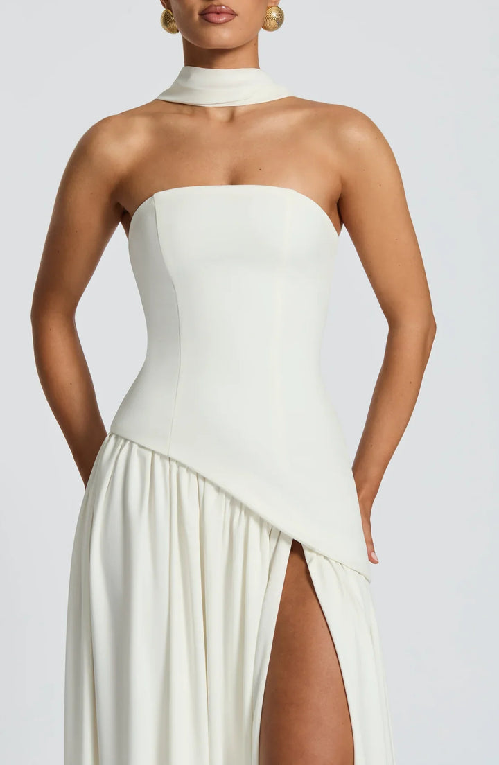 Regina | Abito maxi con spacco