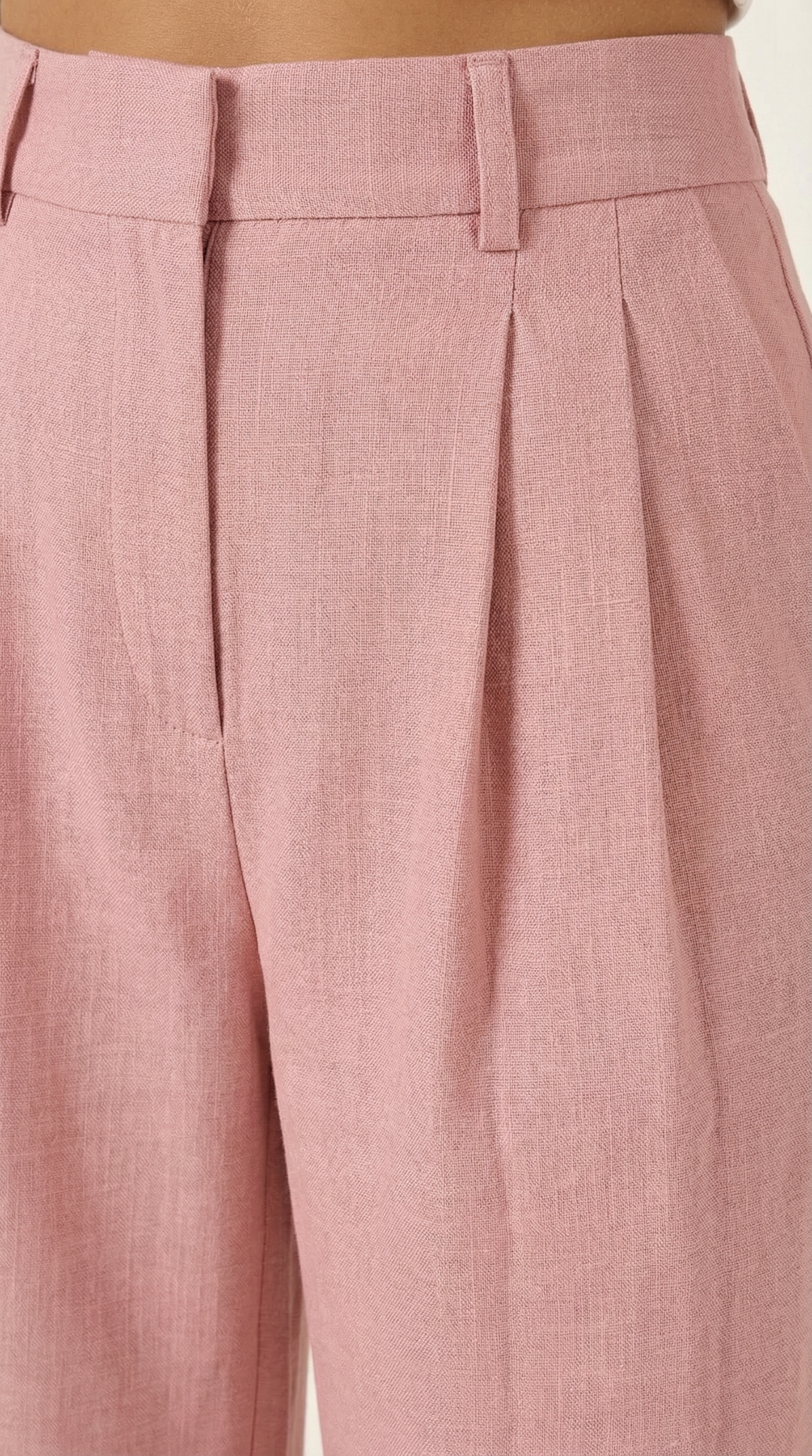 Svätava | Pantaloni plissettati con taglio ampio e vita alta