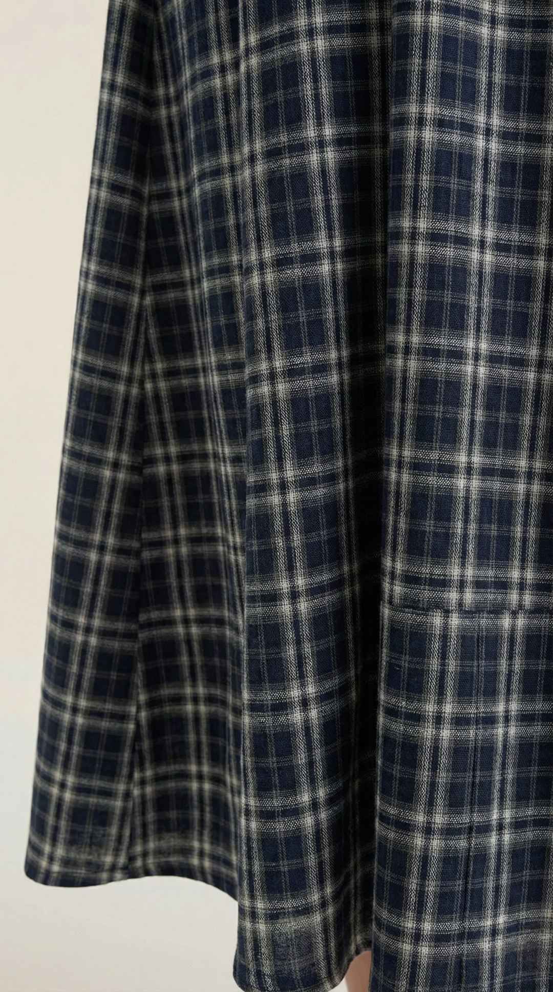 Branislava | Abito midi a quadri con scollatura quadrata