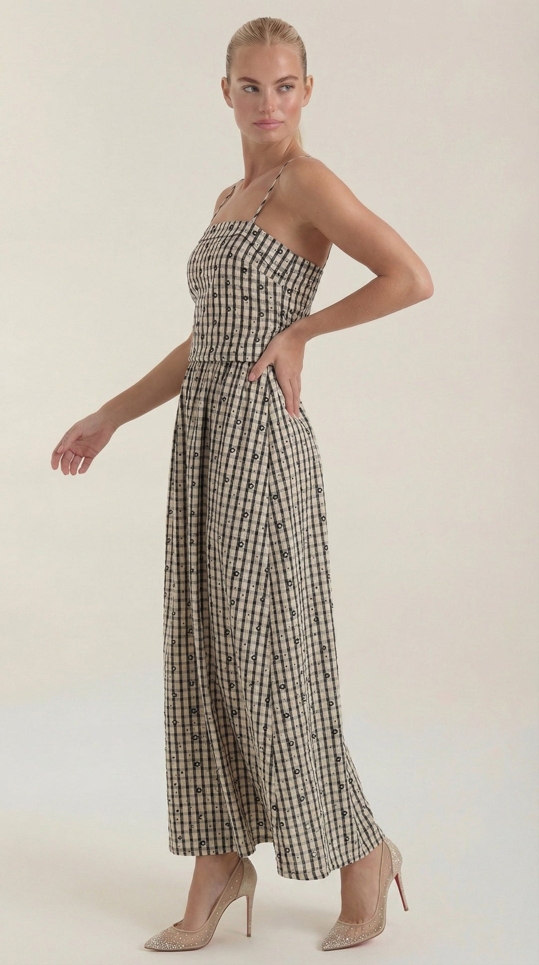 Branislava | Abito midi a quadri con scollatura quadrata