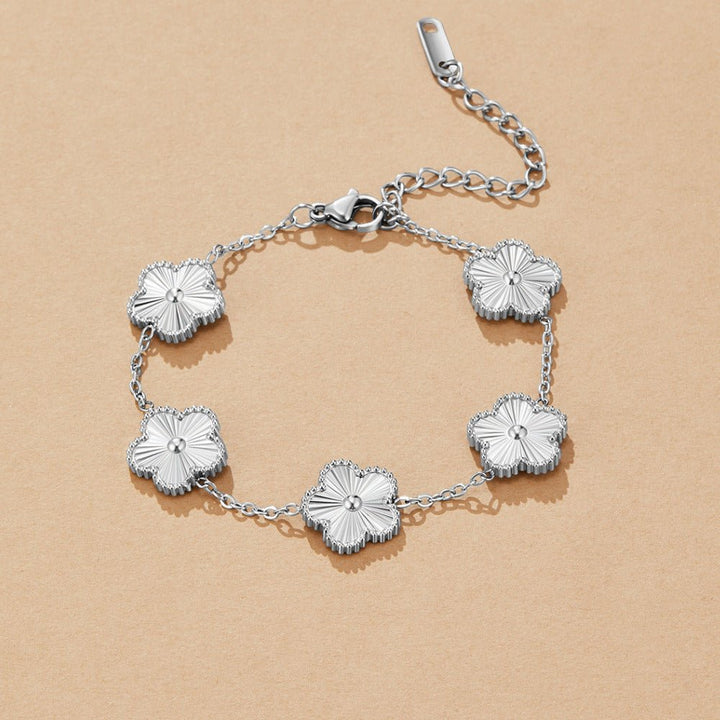 Bracciale argento con motivo di trifoglio