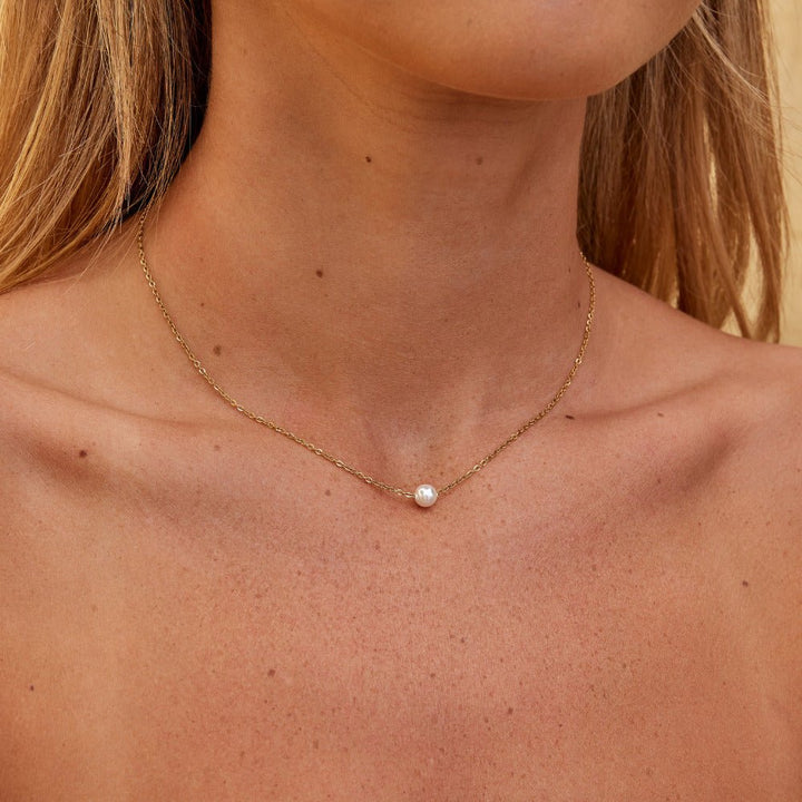 Collana sottile in oro Solitér
